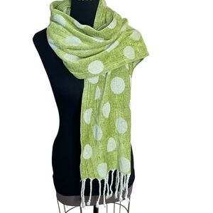 Calzeat of Scotland Scarf Green and Cream Polka Dot Fringe